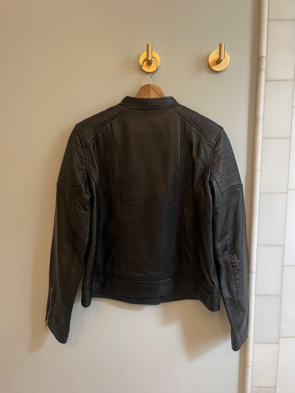 100% Leather Café Racer Jacket - Picture 7 of 12